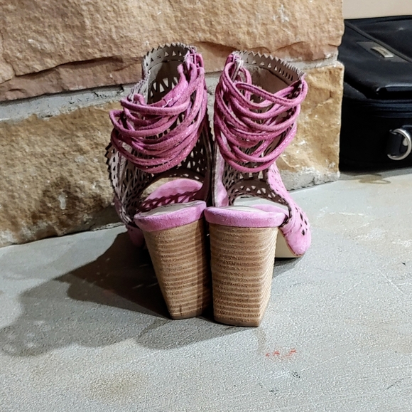 😍 Jeffrey Campbell shoes 😍 - Picture 4 of 5